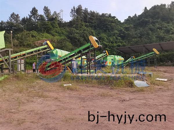 江(jiang)西(xi)萍(ping)鄕建築(zhu)垃圾篩(shai)分(fen)現場